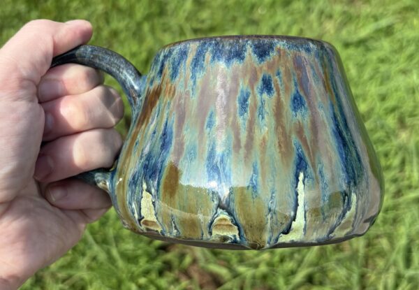 Green Waves Mug
