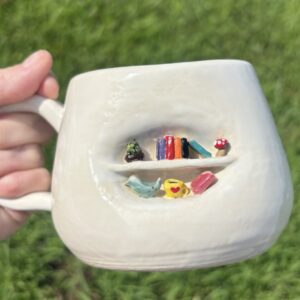 The Reader Mug