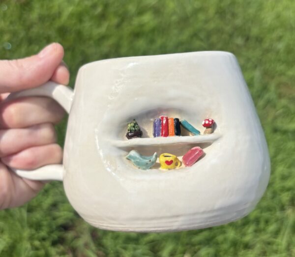 The Reader Mug