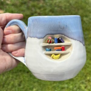 Bookshelf Mug (Blue)